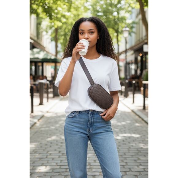 Bottega Veneta Intrecciato Leather Belt Bag - Picture 14 of 16